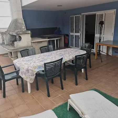 Casual Centro גאנדיה